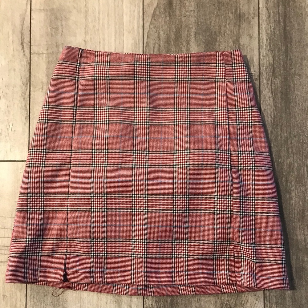 Brandy Melville/ John Galt Plaid Mini Skirt